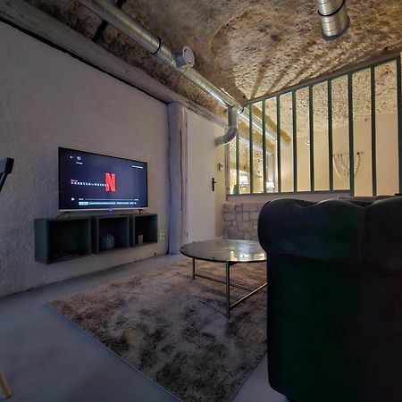 Apartamento The Sweet Cave Saint-Étienne-de-Chigny Exterior foto